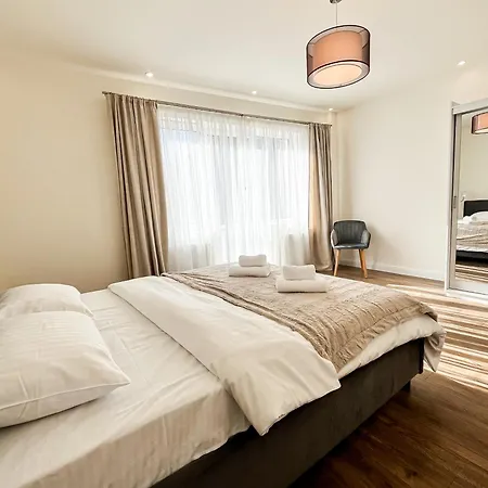 La Teatru - 2Bd Apartment Near Theatre And Old Town Brasov Exterior photo