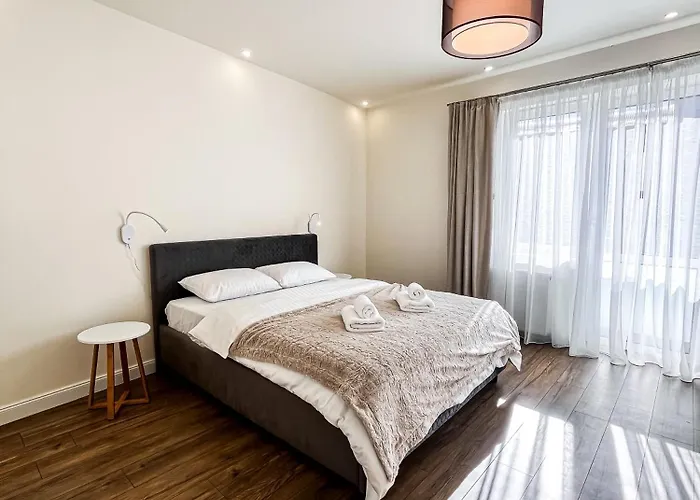 La Teatru - 2Bd Apartment Near Theatre And Old Town