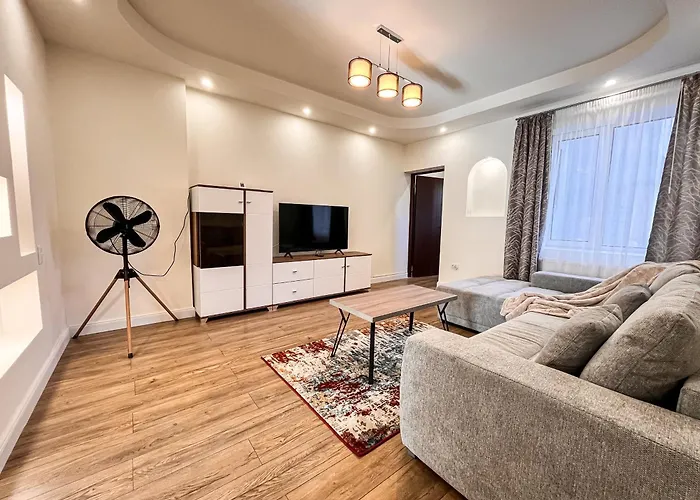 La Teatru - 2Bd Apartment Near Theatre And Old Town